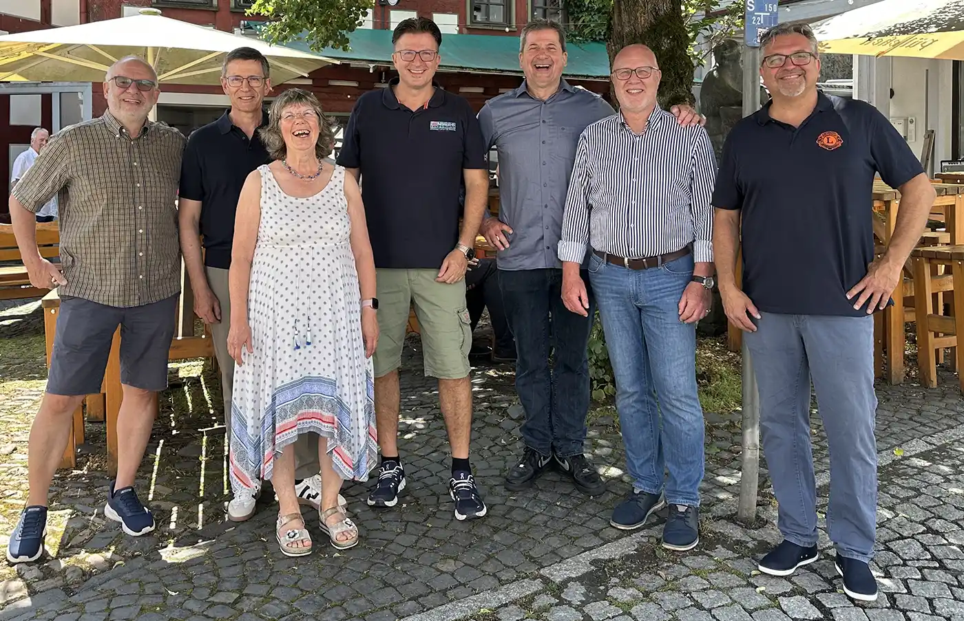 Neuer Vorstand im Lions-Club Dillenburg-Schlossberg Neuer Vorstand im Lions-Club Dillenburg-Schlossberg
